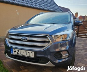 Ford Kuga 1,5 Ecoboost 150 Le, magasan felszerelt