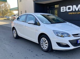 Opel Astra J 1.6 Active (Automata)