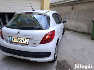 Peugeot 207 1.4 benzin