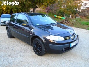 Renault Megane 1.6 Authentique Plus 1.5-év műsz...