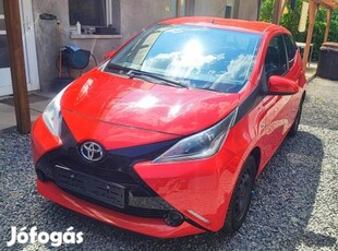 Toyota Aygo 1.0 x-play