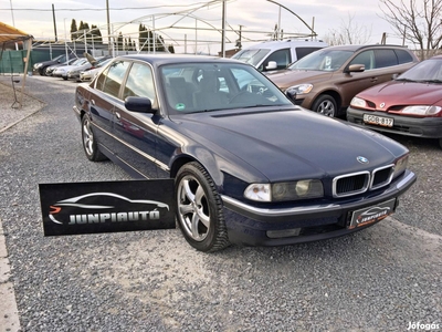 BMW 7-ES Sorozat