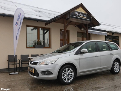 Ford Focus 1.8 TDCi Ghia Mo-i - Szervizkönyv -...