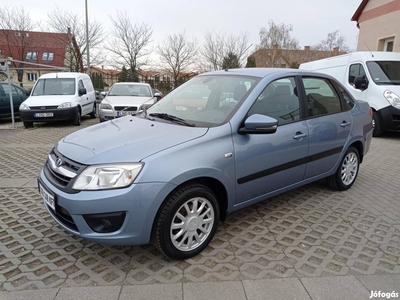 Lada Granta Sedan 1.6 Lux Magyarországi!