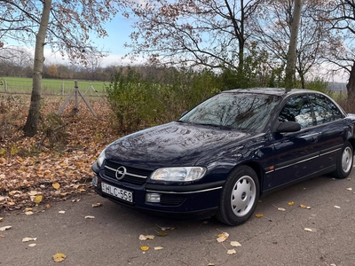 Opel Omega