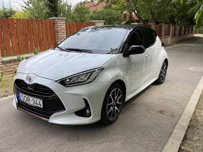 TOYOTA YARIS 1.5 VVT-i Selection Elegant