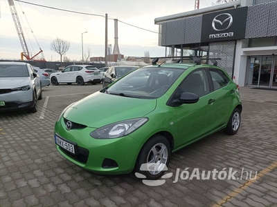 MAZDA Mazda 2