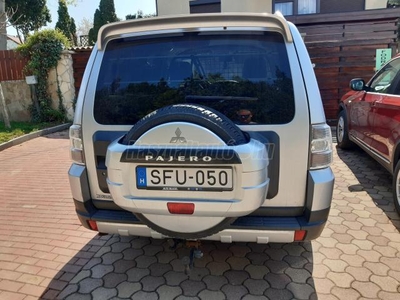 MITSUBISHI PAJERO 3.2 DI-DC Intense (Automata)