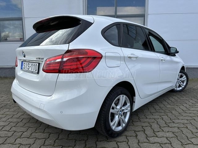 BMW 218i Advantage (Automata) Magyarországi.Márkakereskedésből.leinformálható