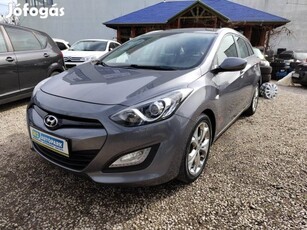 Hyundai I30 CW 1.4 CRDi Comfort 2 Tulajos 115.8...