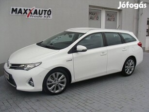 Toyota Auris Touring Sports 1.8 HSD Executive (...