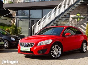 Volvo C30 1.6 D Drive Momentum Passion RED Spor...