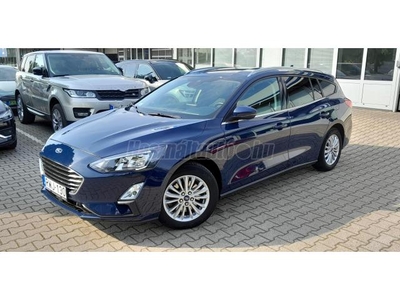 FORD FOCUS 1.5 PFi Titanium Magyarországi. Vezetett szervizkönyves!