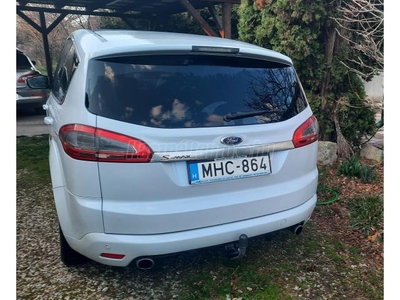 FORD S-MAX 2.2 TDCi Titanium-S