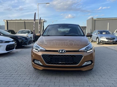 HYUNDAI I20 1.4 Color limited edition Panorámatető/Téli +Nyári kerékgarnitúra