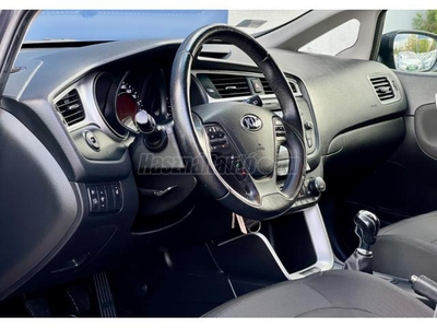 KIA CEE'D Ceed 1.6 CRDi LP Silver / Akár 1 év Garancia!/ 97eKm!/ Karbantartott/ Gyári fény!/ Ülés-kormány fűtés!