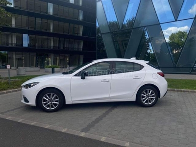 MAZDA 3 1.5 Attraction