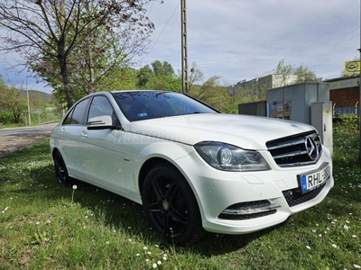 MERCEDES-BENZ C 220 CDI BlueEFFICIENCY Avantgarde PIACVEZETŐ ÁRON!FACELIFT HARMAN KORDON