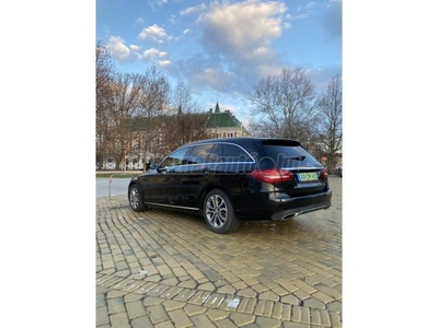 MERCEDES-BENZ C 350 e PLUG-IN HYBRID 7G-TRONIC