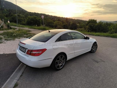 MERCEDES-BENZ E 250 CGI BlueEFFICIENCY Avantgarde (Automata)