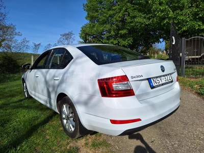 SKODA OCTAVIA 1.8 TSI Style Euro 6 Bi-Xenon+LED