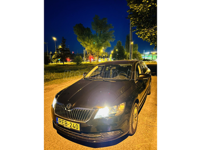 SKODA SUPERB 2.0 CR TDI Active 4x4