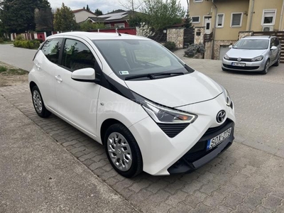 TOYOTA AYGO 1.0 Selection x-cite + cool M.o-i.52.000 km. TEMPOMAT.BLUETOOTH.MULTIKORMÁNY.ÚJ KUPLUNG SZETT!!!