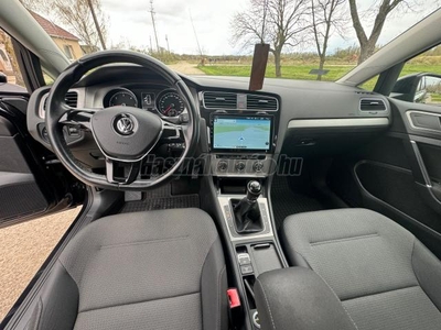 VOLKSWAGEN GOLF VII 1.6 TDI BMT Trendline