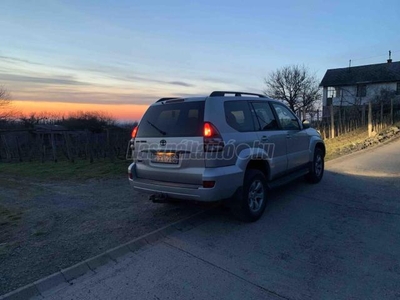 TOYOTA LAND CRUISER 3.0 D GX