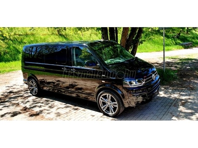 VOLKSWAGEN TRANSPORTER T5 Caravelle 2.0 CR TDI Comfortline Euro5 Long kivitel 9 személyes. Ritkaság