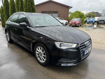 AUDI A3 Sportback 1.6 TDI Attraction S-tronic M.ORSZÁGI V.SZ.KÖNYV LED NAVIGÁCIÓ BI-XENON 237E KM