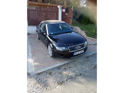 AUDI A4 CABRIO 1.8 T