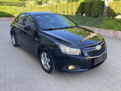 CHEVROLET CRUZE 1.8 LT Plus 147000 KM SZERVIZKÖNYV