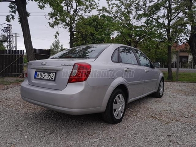 CHEVROLET LACETTI Sedan 1.6 16V Elite AC 1 GAZDÁS JÉGHIDEG KLÍMA.FRISS MŰSZAKI