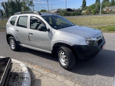 DACIA DUSTER 1.6 Cool 4x4 FRISS MŰSZAKI! V.HOROG! VEZ.SZERVIZKÖNYV! KLÍMA! TOLATÓRADAR!