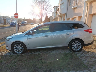 FORD FOCUS 1.5 TDCI Titanium Magyarországi.sérülésmentes 160.000-km !