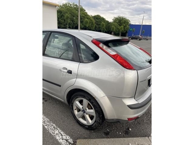 FORD FOCUS 1.6 Ambiente