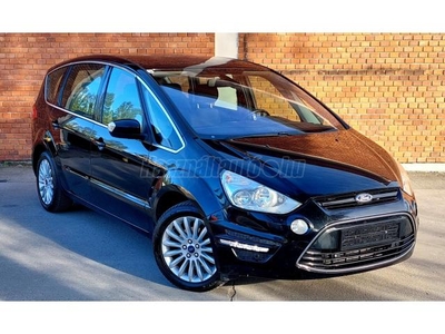 FORD S-MAX 2.0 TDCi Titanium Navi. Panoráma tető. Ülésfűtés. Park radar