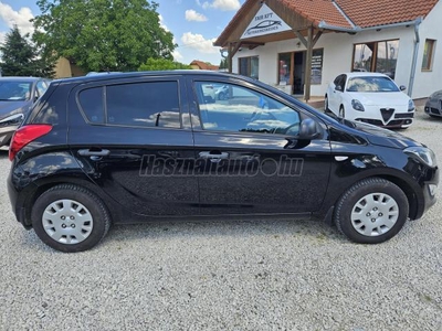 HYUNDAI I20 1.25 Life AC