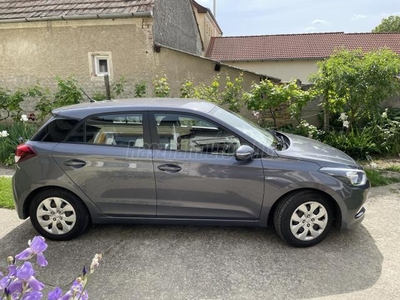 HYUNDAI I20 1.4i MPi Comfort (Automata)