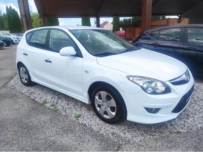 HYUNDAI I30 1.4i Business