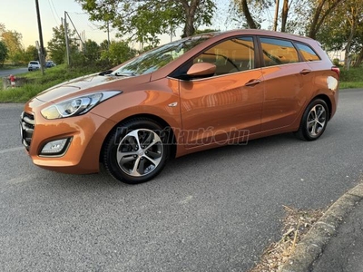 HYUNDAI I30 CW 1.4 MPi ISG Go! !!!92200km!!!Multikormány-Tempomat-ÜlésFűtés-ParkRadar