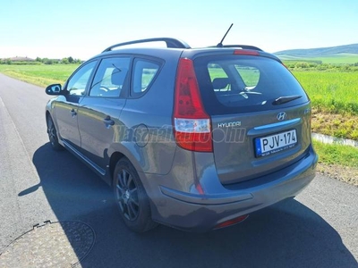 HYUNDAI I30 i30u 1.4 DOHC Life