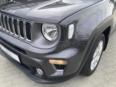 JEEP RENEGADE 1.3 T4 Limited DDCT mo.-i.vez.szervizkönyv