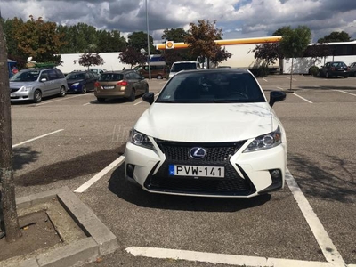 LEXUS CT 200h F-Sport (Automata) EU6