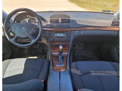 MERCEDES-BENZ E 200 Kompressor Elegance (Automata) FRISS NAGYSZERVIZZEL