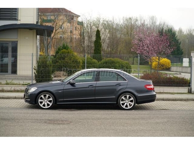 MERCEDES-BENZ E 220 CDI BlueEFF. Elegance 7G-TRONIC