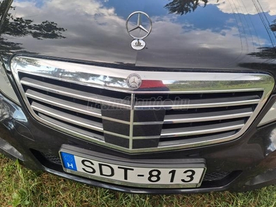 MERCEDES-BENZ E 350 CDI T BlueEFFICIENCY Avantgarde (Automata)