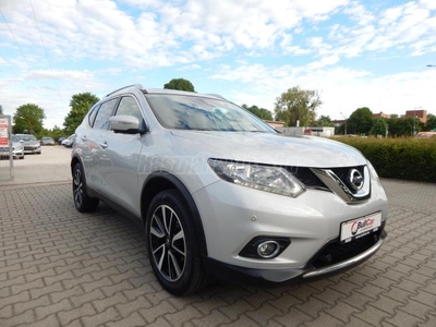 NISSAN X-TRAIL 1.6 dCi Tekna Panorámatető.Navi.TolatóKamera.137eKm