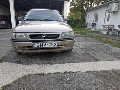 OPEL ASTRA F 1.4 GL Caravan